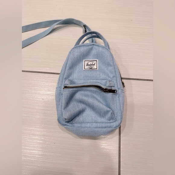 Herschel Nova Cross shoulder mini backpack - Picture 2 of 7